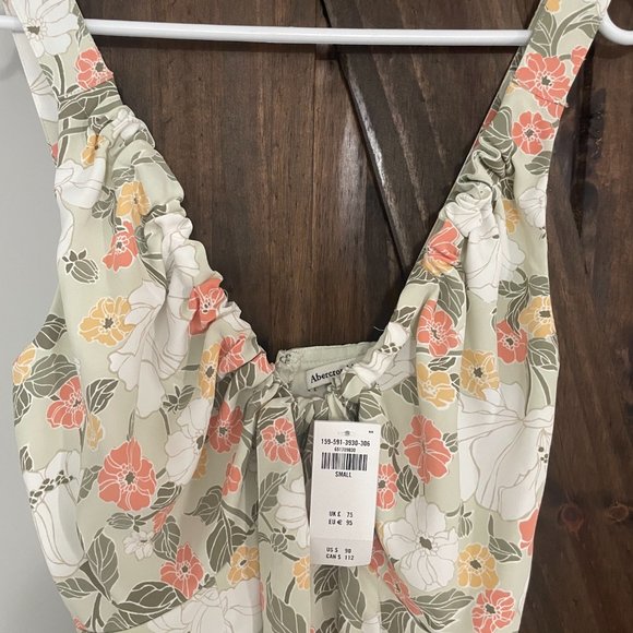 Abercrombie & Fitch Green and White Floral Cinched Neck Midi - Picture 2 of 4